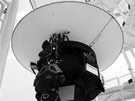 Voyager 1 v Kennedyho vesmírném středisku před umístěním na nosnou raketu Voyager 1 v Kennedyho vesmírném středisku před umístěním na nosnou raketu