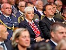 Poh�eb armádního generála Tomá�e Sedlá�ka na Vítkov�. Na snímku starostka �eské...