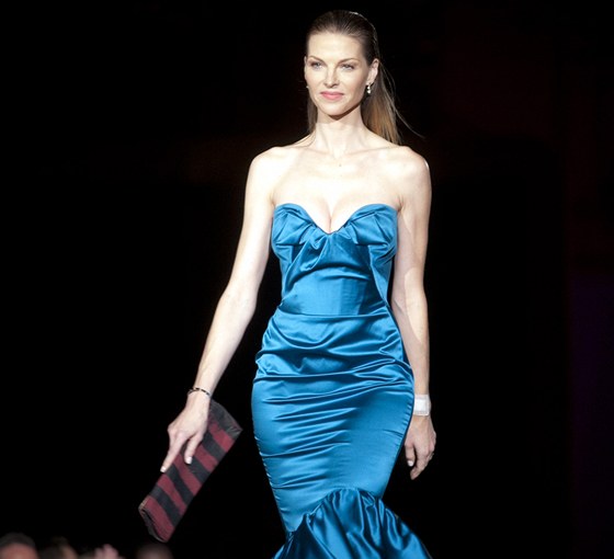 Řekli byste, že tato kráska začala svou kariéru modelky před 21 lety? Pavlína... Řekli byste, že tato kráska začala svou kariéru modelky před 21 lety? Pavlína...