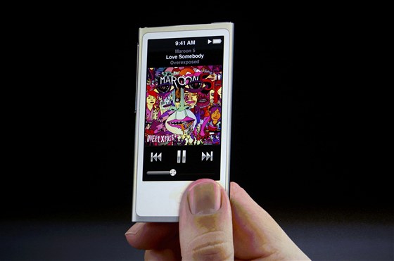 Nov� iPod Nano ve �t��brn� verzi 