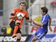 Libereck� Michael Rabu�ic (vlevo) v souboji s olomouck�m Tom�em Ho�avou. O obou se mluv� v souvislosti s Plzn�.