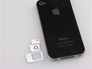 Nov� nano SIM karta v redakci Mobil.cz