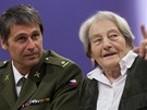 OŠTĚPAŘSKÉ OSOBNOSTI. Dana Zátopková a Jan Železný. OŠTĚPAŘSKÉ OSOBNOSTI. Dana Zátopková a Jan Železný.