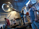 Skl��i v Ni�boru vyrobili sedmn�ct raritn�ch lahv� pro pivovar Pilsner Urquell...