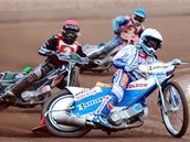 Finále extraligy družstev na ploché dráze v Pardubicích. Z titulu se radovali Finále extraligy družstev na ploché dráze v Pardubicích. Z titulu se radovali