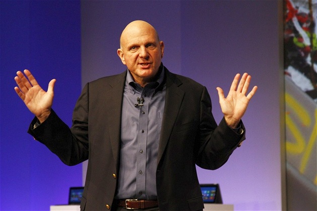 Šéf firmy Microsoft Steve Ballmer představuje Windows 8 Šéf firmy Microsoft Steve Ballmer představuje Windows 8