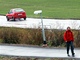 Na dokon�en� cyklostezky se t�� lid� mezi Rudolticemi a Lan�krounem.