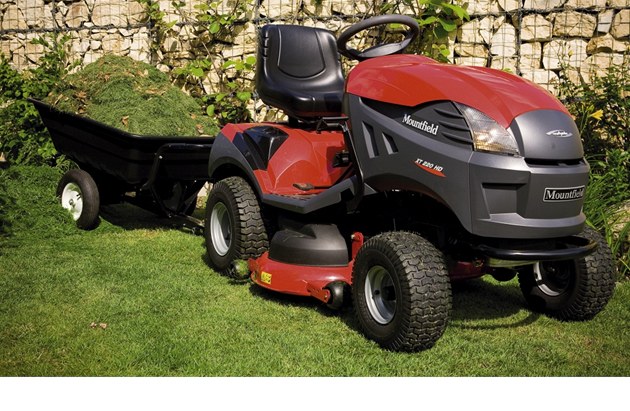 Při výběru traktůrku vyberte model, který umožní připojit užitečné... Při výběru traktůrku vyberte model, který umožní připojit užitečné...