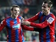 G�LOV� RADOST. Vladim�r Darida (vlevo) se ze sv� trefy do s�t� Olomouce raduje...