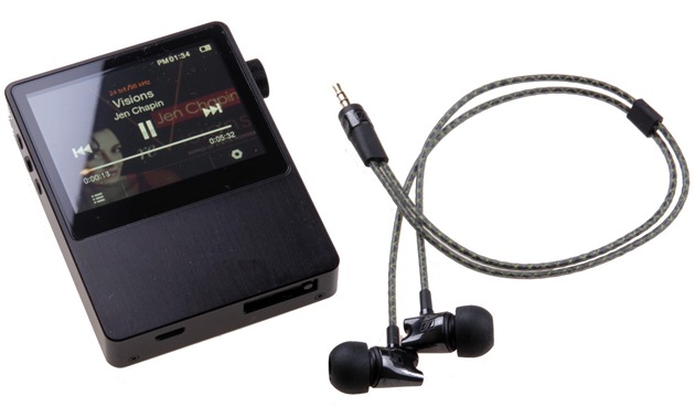 Astell&Kern AK-100 a Sennheiser IE800 Astell&Kern AK-100 a Sennheiser IE800