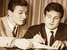 Karel Gott a Jiří Štaidl na obalu alba Konec ptačích árií. Karel Gott a Jiří Štaidl na obalu alba Konec ptačích árií.