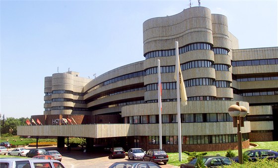 Hotel Praha v diplomatické a rezidenční pražské čtvrti Hanspaulka Hotel Praha v diplomatické a rezidenční pražské čtvrti Hanspaulka