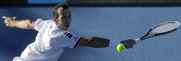 JEŠTĚ KOUSEK. Radek Štěpánek v utkání druhého kola Australian Open. JEŠTĚ KOUSEK. Radek Štěpánek v utkání druhého kola Australian Open.