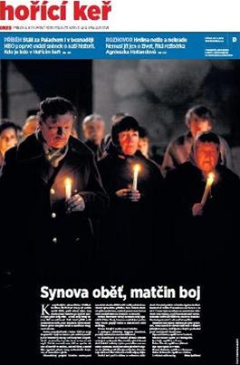Tituln� strana speci�ln�ho vyd�n� MF DNES k t��d�ln�mu dramatu Ho��c� ke�