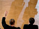 Poslanec ČSSD Evžen Snítilý při prezidentské volbě na Pražském hradě hlasoval Poslanec ČSSD Evžen Snítilý při prezidentské volbě na Pražském hradě hlasoval