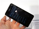 Huawei Ascend Y300 je o vcelku vybavený kousek. Dostal u� i Android 4.1.