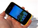 Huawei Ascend Y210 je novým základem modelové �ady. P�iná�í veselé barvy a...