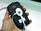 Kyocera Torque - odoln� smartphone bez sluch�tka