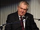 Prezident Miloš Zeman prohlásil, že kandidát na premiéra není ještě premiérem. Naznačil tak, že ne každého ministerského předsedu, kterého navrhne dosud největší vládní strana, on jmenuje.