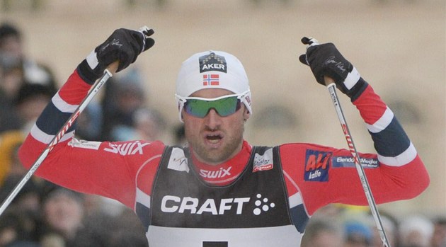 Petter Northug coby vítěz sprintu Světového poháru ve Stockholmu. Petter Northug coby vítěz sprintu Světového poháru ve Stockholmu.