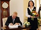 Prezident Miloš Zeman rozhodne, zda pověří Miroslavu Němcovou sestavením vlády.