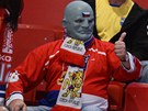 BYL JSEM TU, FANTOMAS. Na hokejových šampionátech je tradičním fanouškem... BYL JSEM TU, FANTOMAS. Na hokejových šampionátech je tradičním fanouškem...