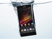 Odolná Xperia Z možná dostane menšího, ale ještě odolnějšího sourozence Odolná Xperia Z možná dostane menšího, ale ještě odolnějšího sourozence