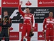 POZDRAV DIV�K�M. Fernando Alonso si u��v� potlesk po v�t�zstv� ve Velk� cen�