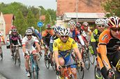 Terezínská jarní klasika prověřila cyklisty i cyklistky