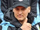 JSEM OK. Stilian Petrov, kter� prod�l�v� l��bu rakoviny, se objevil na utk�n�