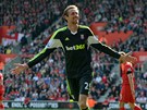 DLOUH�N�V �SM�V. Peter Crouch, �to�n�k Stoke, p�ed chv�l� p�ekonal brank��e