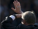 ODCHÁZÍ. Sir Alex Ferguson opouští po téměř sedmadvaceti letech lavičku... ODCHÁZÍ. Sir Alex Ferguson opouští po téměř sedmadvaceti letech lavičku...