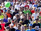 Na start pražského maratonu se v neděli 12. května 2013 postavilo 9 500 běžců. Na start pražského maratonu se v neděli 12. května 2013 postavilo 9 500 běžců.