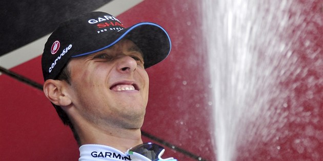 Ramunas Navardauskas slaví své vítězství v etapě Giro d´Italia. Ramunas Navardauskas slaví své vítězství v etapě Giro d´Italia.