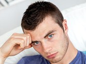 I milenecký vztah může bolet, pokud chce jedna ze stran něco víc. I milenecký vztah může bolet, pokud chce jedna ze stran něco víc.