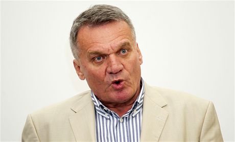 Primátor Bohuslav Svoboda po jednání klubu pra�ských zastupitel� za ODS (21.