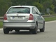 Zamaskovan� �koda Rapid Spaceback na silnici R10