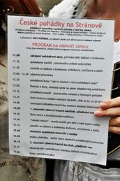Pohádkové postavy zavítaly na zámek Stránov
