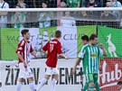 �i�kov�t� fotbalist� sleduj� m�� v s�ti Bohemians 1905.