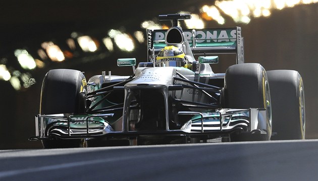 Nico Rosberg při prvním tréninku na Velkou cenu Monaka. Nico Rosberg při prvním tréninku na Velkou cenu Monaka.
