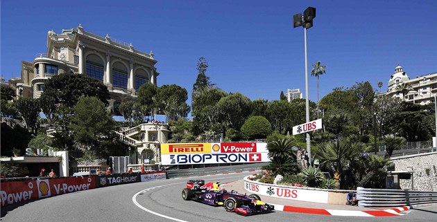 Mark Webber p�i tréninku na Velkou cenu Monaka