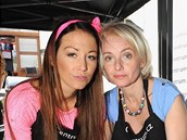 Veronika Žilková a Agáta Prachařová Veronika Žilková a Agáta Prachařová
