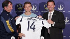Gay fotbalista znovu oblékne dres, bude hrát za Los Angeles. Gay fotbalista znovu oblékne dres, bude hrát za Los Angeles.