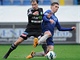 KLIN�. Libereck� David Pavelka (vpravo) se v souboji o m�� zaklesl s Danielem