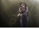 R'n'B zpěvačka Alicia Keys si na pražském koncertě v O2 Aréně doslova podmanila