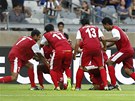 Fotbalist� Tahiti se mohutn� raduj� z g�lu v z�pase s Nig�ri�.