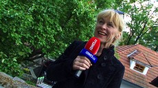 Dana Batulková zhodnotila před kamerou iDNES.cz vlastní styl oblékání. Dana Batulková zhodnotila před kamerou iDNES.cz vlastní styl oblékání.