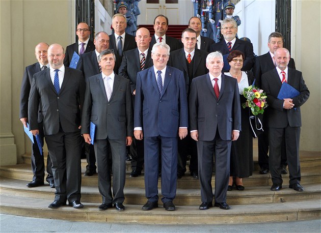http://oidnes.cz/13/072/cl6/JB4c6e97_00.jpg