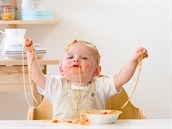 Prostě před něj postavte talíř s večeří a nechte ho, ať dělá, co umí. Prostě před něj postavte talíř s večeří a nechte ho, ať dělá, co umí.