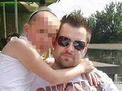 Petr Kramný na archivním snímku se svou dcerou Klárou. Petr Kramný na archivním snímku se svou dcerou Klárou.